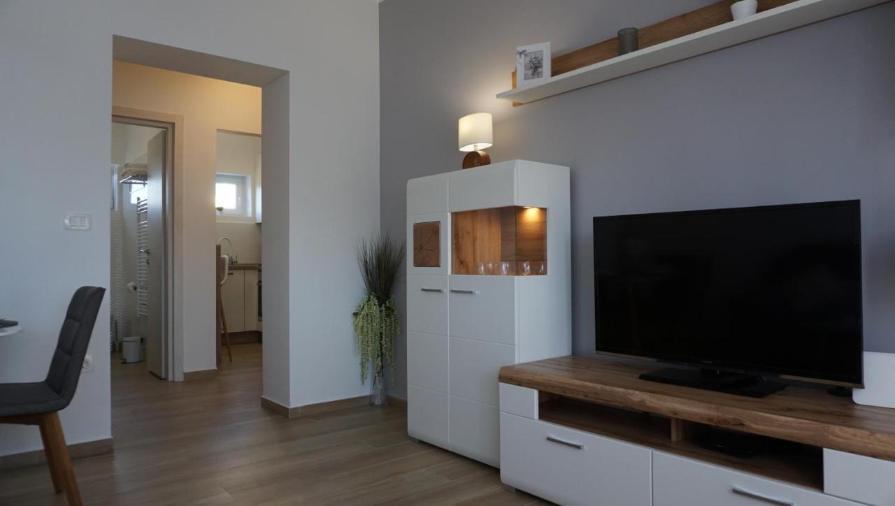 Apartman Luka Pula Ngoại thất bức ảnh