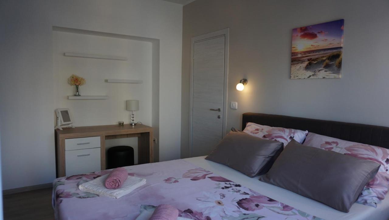 Apartman Luka Pula Ngoại thất bức ảnh