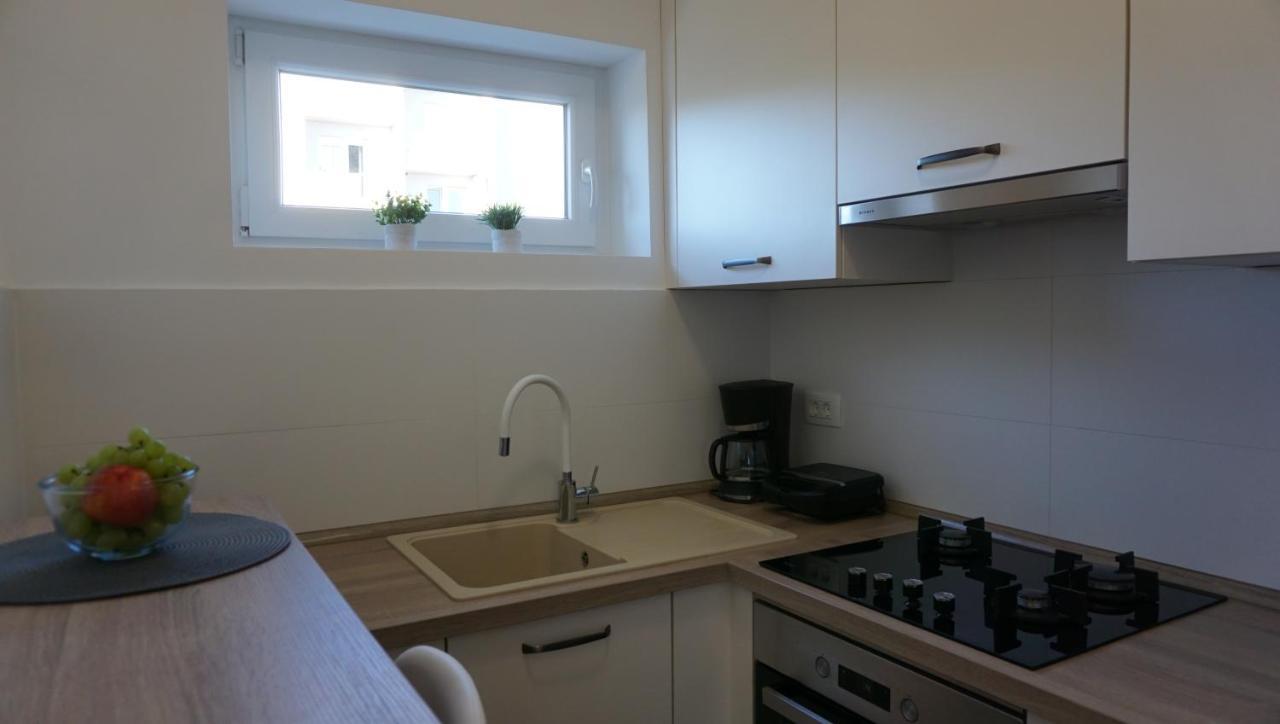 Apartman Luka Pula Ngoại thất bức ảnh