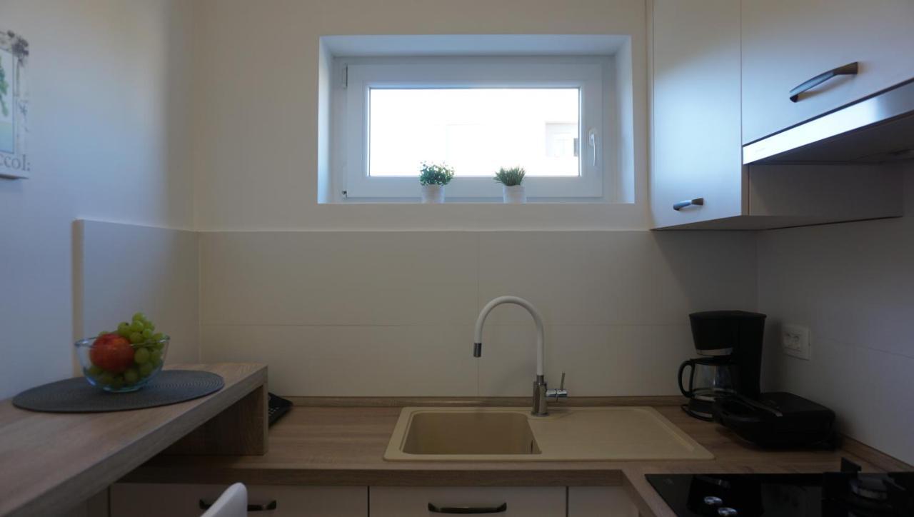 Apartman Luka Pula Ngoại thất bức ảnh